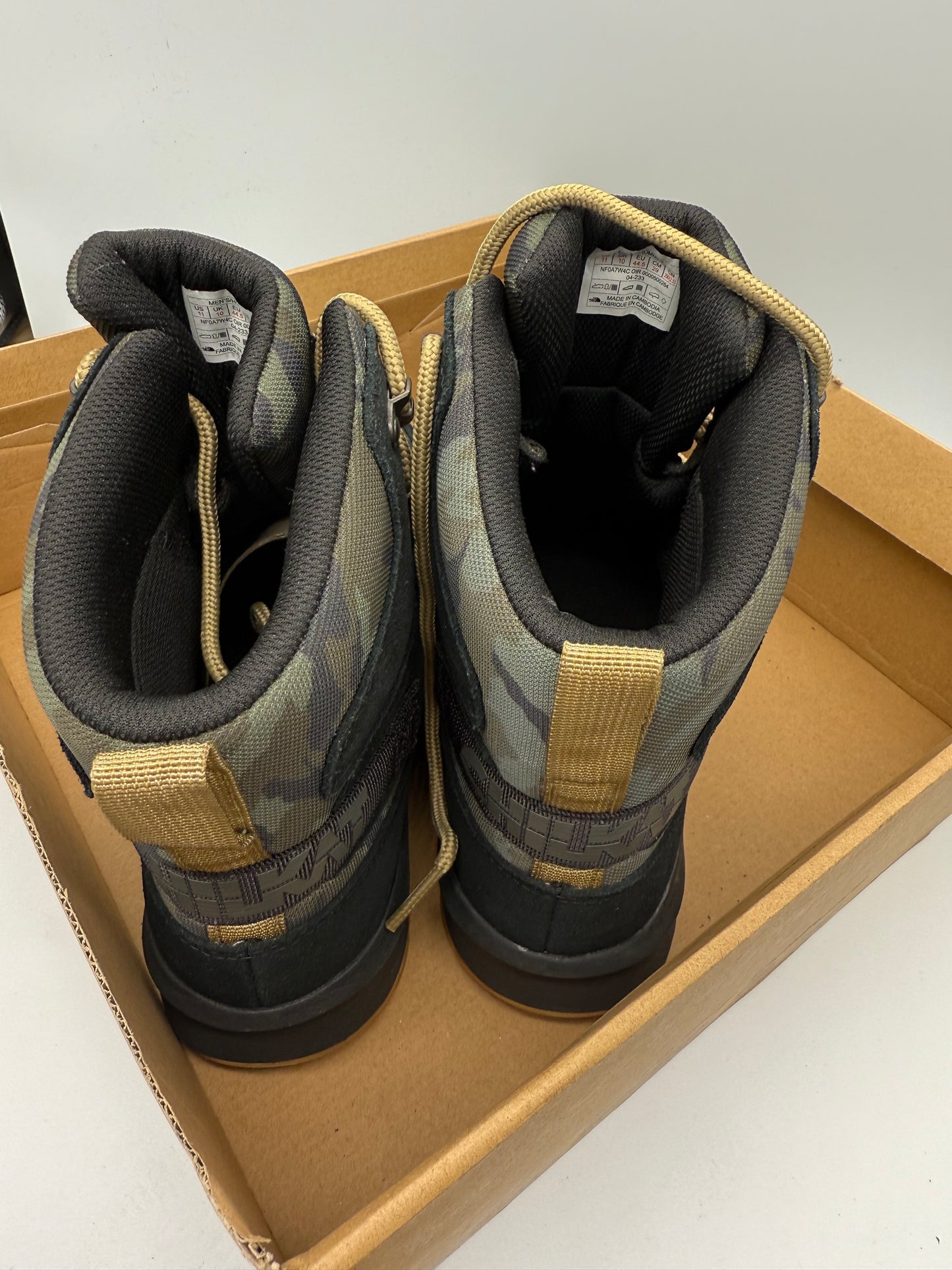 North Face Men’s Chilkat V Cognito Waterproof Boots